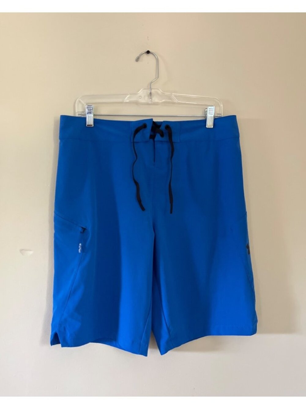 Under Armour Mens Size 32 Blue Stretch Boardshorts Swim Trunks Zipper Pockets